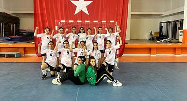 Van'da Kadın Hentbol Spor Kulübü Çeyrek Finalde