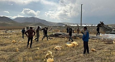 Van'da Şiddetli Hortum Çiftliği Yerle Bir Etti