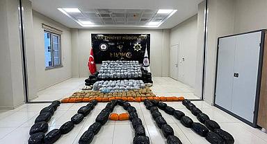 Van'da 1 ton 150 kilogram toz esrar operasyonu