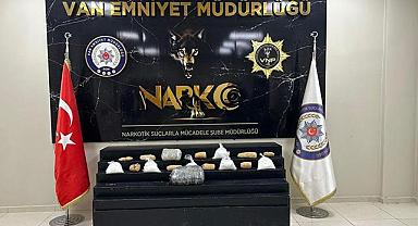 Van'da 1 Ton Üzeri esrar Ele Geçirildi!