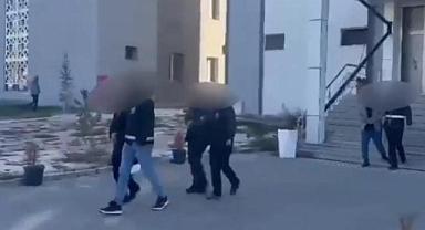 Van'da 26 ekip ile 13 farklı adrese eş zamanlı operasyon!