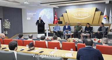 KARINCALAR VAN'DA!