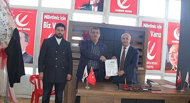 Van Ak Parti Belediye Başkanı Başka Partiden Aday Oldu