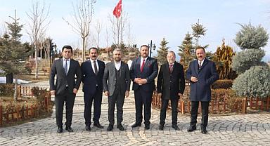Van'da Aday Adaylardan Adaya destek