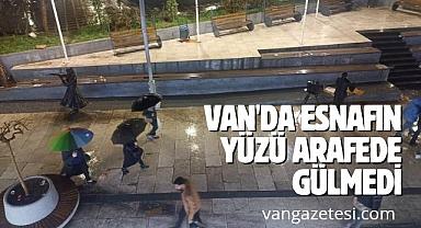Van'da esnafın yüzü arefe de gülmedi 