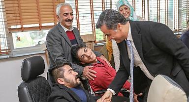 Van Büyükşehir Belediyesinde ziyaretler devam ediyor