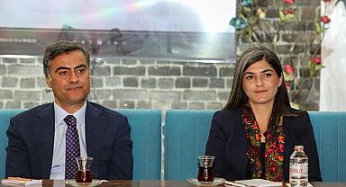 Van Eşbaşkanları Basınla Buluştu