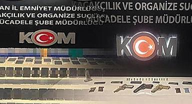 Silah ve Kaçak Cep Telefonları Ele Geçirildi!