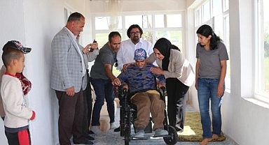 Van Özalp Belediyesi Bayramda Engellileri unutmadı 