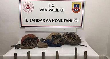 Van'da Yasak Salep Ele Geçirildi