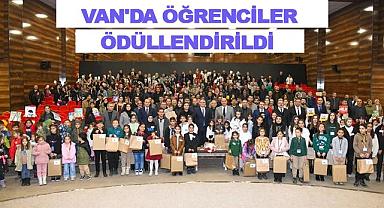 Van’da Kitap Okuma Yarışması Ödülleri Sahiplerini Buldu