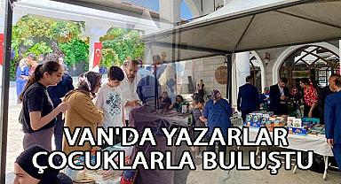 Van'da Yazarlar Çocuklarla Buluştu