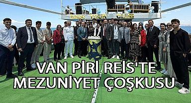 Van Piri Reis’te Mezuniyet Coşkusu