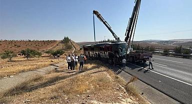 Van'da giden otobüs kaza yaptı