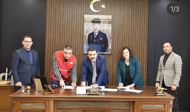 Van'da İhtiyaç Sahibi Ailelere sıcak yemek