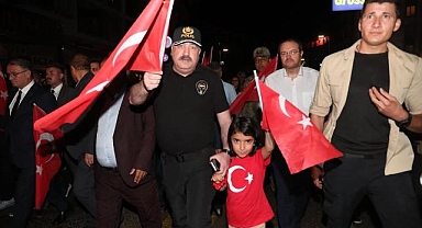 Küçük Gönül Elçisi Van'da Gönülleri Fethediyor