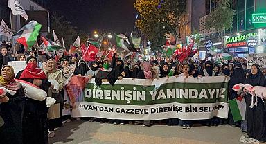 Van'da Gazze İçin Yürüyüş: Direnişin Yanındayız