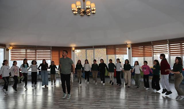 Van’da ücretsiz halk oyunları kursuna yoğun ilgi