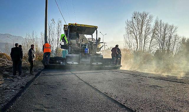 Van’da Sıcak Asfalt Serilmeye devam ediliyor