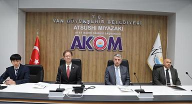 Japonya Büyükelçisi Tamura Masami Van AKOM’u Ziyaret Etti