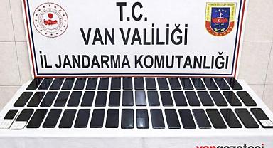 Van'da 32 Kaçak Telefon Ele Geçirildi
