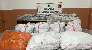 Van'da 717 Adet Kaçak Ürün Ele Geçirildi
