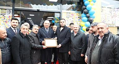 Van’da Roka Marketler 13. Şubesini Açtı