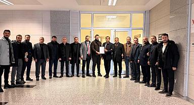 Van Marangozlar Odası Başkanı Uğur Çelik Mazbatasını Aldı