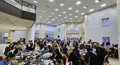Van'da 200 Genç Hekim, İftarda Bir araya geldi