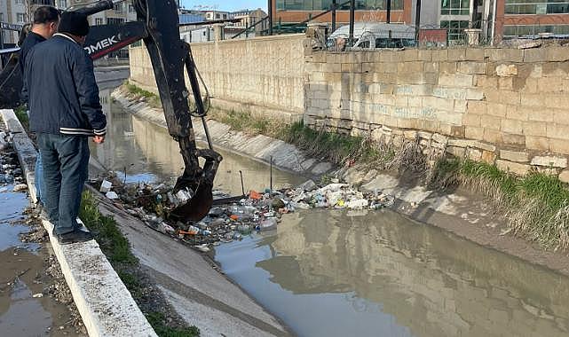 İhmal Edilen Kanal Temizlendi, Bölge Nefes Aldı