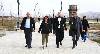 İpekyolu'nda Başkanlar çalışmaları yerinde inceledi