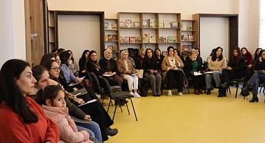 Kadın Politikaları Eğitimi İpekyolu’nda Başladı
