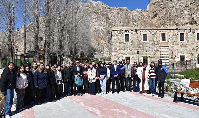 Kaymakam Gilan'dan Kütüphane Haftasında Anlamlı Mesaj