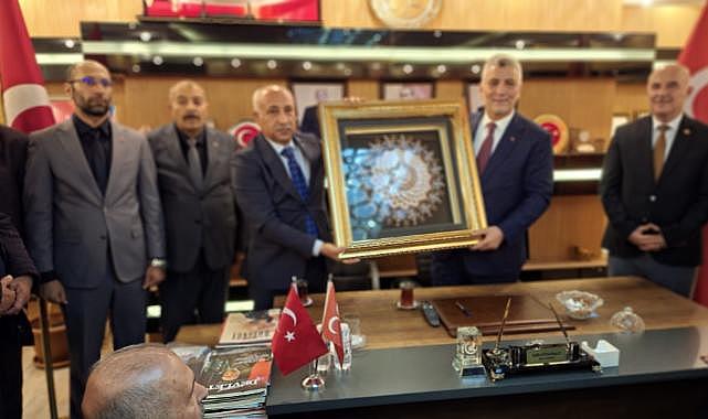 Ticaret Bakanı Ömer Bolat’tan MHP Van İl Başkanlığına ziyaret