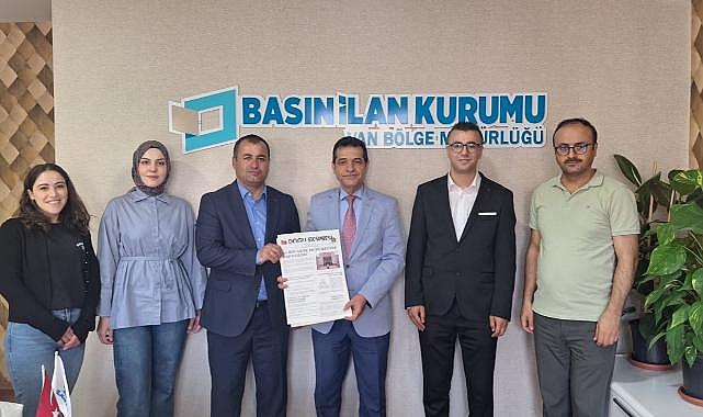 Ödüllü Gazete BİK’e Takdim Edildi