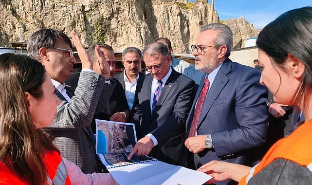 Türkmenoğlu: Eski Van Şehri’ni kültür destinasyonu yapacağız