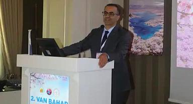 Van’da Çocuk Sağlığının Geleceğine Işık Tutacak Sempozyum Başladı