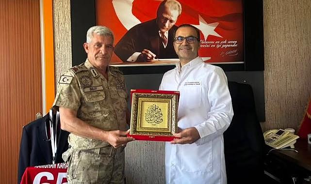 Tümgeneral Ünsal Bulut’tan Başhekim Karaman’a ziyaret