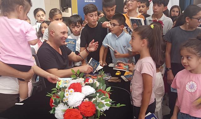 Van Kültür Yolu Festivali'nde Yetkin Albert Çocuklarla Buluştu