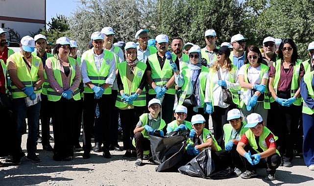 Edremit’te Kolektif Temizlik Seferberliği Başladı