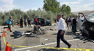 Van’da Feci Kaza: 2 Ölü, 9 Yaralı