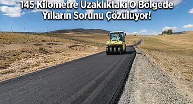 Başkale Yurttepe Yolu Sıcak Asfaltla Yenileniyor