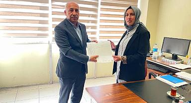 MHP Van İl Başkanı Güngöralp mazbatasını aldı
