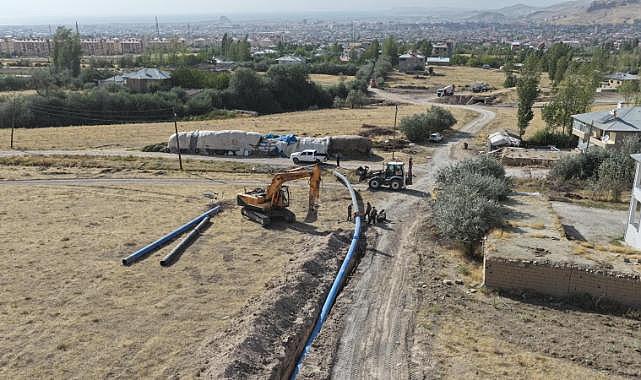 Van'da 7 Mahallenin Yıllık Su Sorunu Tarih Oldu!