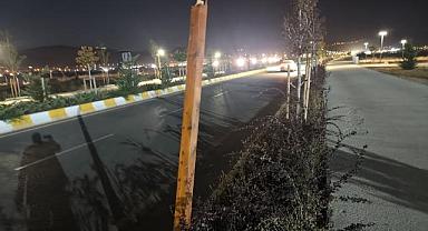Van Sahil Yolu'nda Vandallık Alarmı!