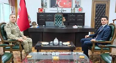 Tuğgeneral Avkıran’dan Kaymakam Kartal’a Hayırlı Olsun Ziyareti