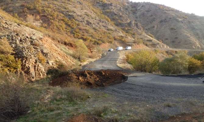 2 Gün Arayla Aynı Köy Yolunda İkinci Tuzak