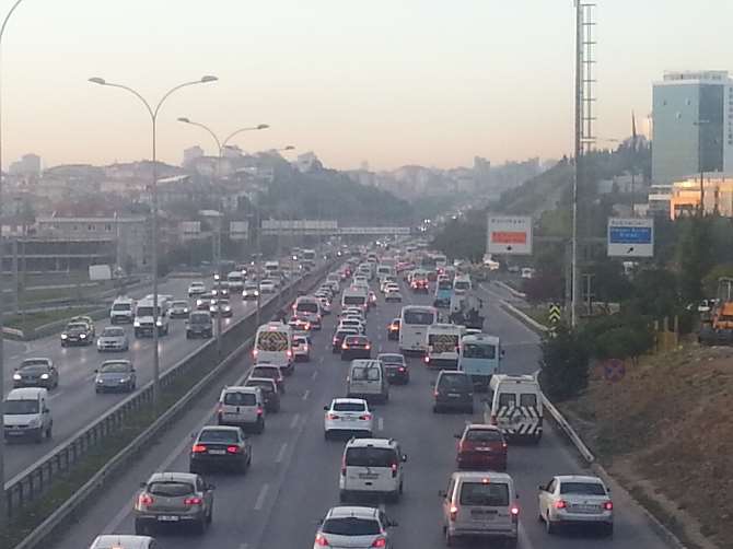 20 Milyon Araç Sahibine ’radyo’ Uyarısı