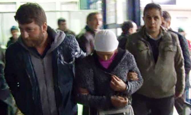 21. İşinde Yakayı Ele Verdi