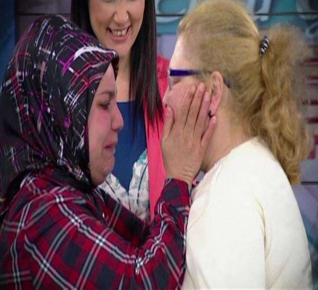24 Yıl Sonra Annesine Ve Kimliğine Kavuştu